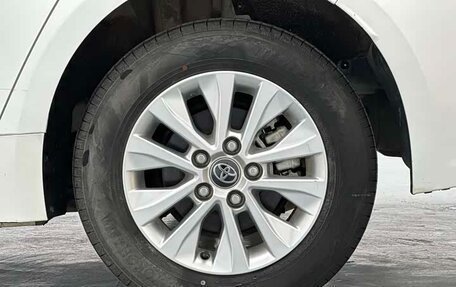 Toyota Corolla, 2023 год, 1 244 000 рублей, 10 фотография