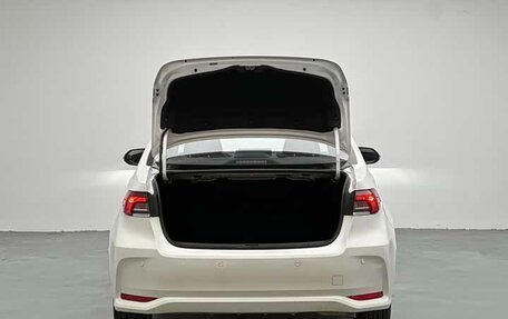 Toyota Corolla, 2023 год, 1 244 000 рублей, 8 фотография