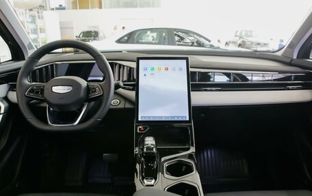 Geely Atlas, 2025 год, 4 081 000 рублей, 17 фотография