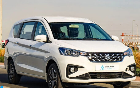 Suzuki Ertiga II, 2026 год, 2 150 000 рублей, 4 фотография