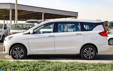 Suzuki Ertiga II, 2026 год, 2 150 000 рублей, 10 фотография