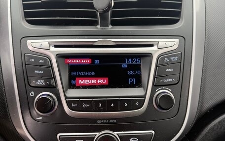 Hyundai Solaris II рестайлинг, 2016 год, 999 000 рублей, 18 фотография