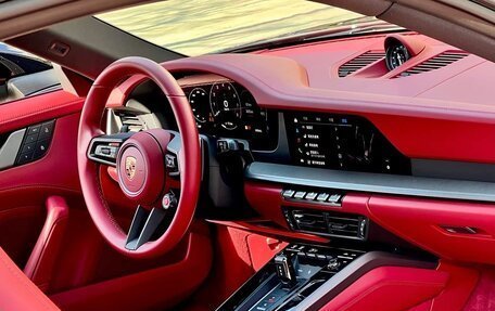 Porsche 911, 2024 год, 17 000 000 рублей, 9 фотография