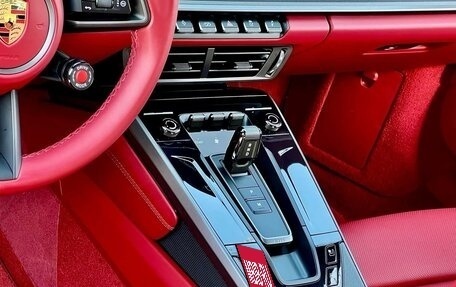 Porsche 911, 2024 год, 17 000 000 рублей, 14 фотография