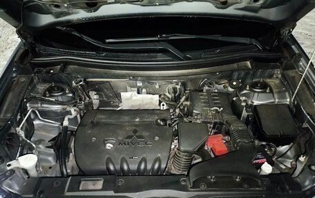 Mitsubishi Outlander III рестайлинг 3, 2013 год, 1 150 000 рублей, 33 фотография