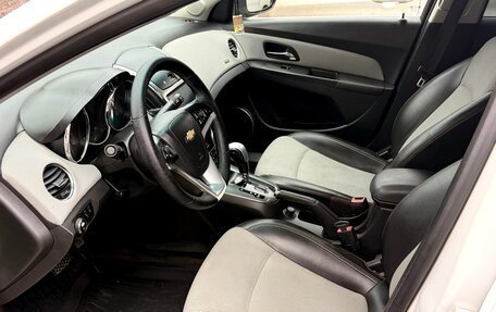 Chevrolet Cruze II, 2013 год, 745 000 рублей, 10 фотография