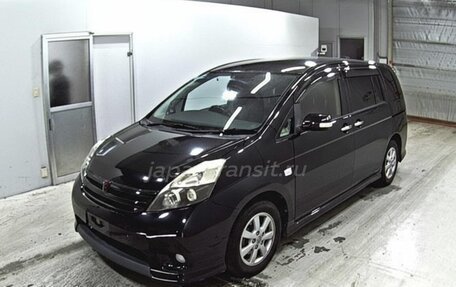 Toyota ISis I, 2013 год, 1 100 230 рублей, 2 фотография