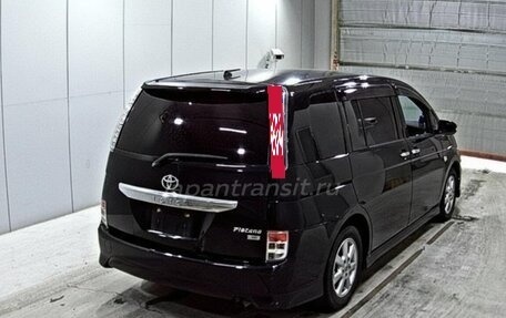 Toyota ISis I, 2013 год, 1 100 230 рублей, 4 фотография