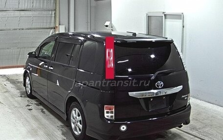 Toyota ISis I, 2013 год, 1 100 230 рублей, 3 фотография
