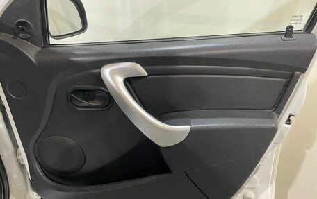 Renault Logan I, 2014 год, 375 000 рублей, 15 фотография