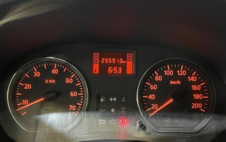 Renault Logan I, 2014 год, 375 000 рублей, 31 фотография