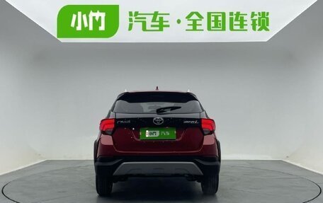 Toyota Yaris XP150 рестайлинг, 2021 год, 1 160 000 рублей, 4 фотография