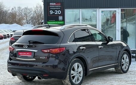 Infiniti FX II, 2011 год, 1 729 000 рублей, 11 фотография
