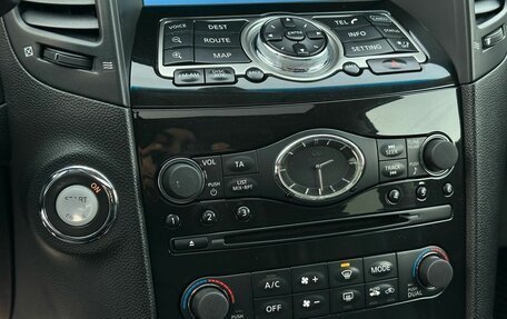 Infiniti FX II, 2011 год, 1 729 000 рублей, 31 фотография