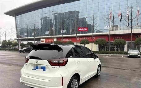 Honda Fit, 2022 год, 1 150 000 рублей, 4 фотография