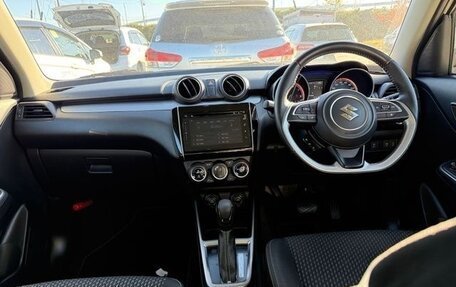 Suzuki Swift V, 2017 год, 800 000 рублей, 2 фотография