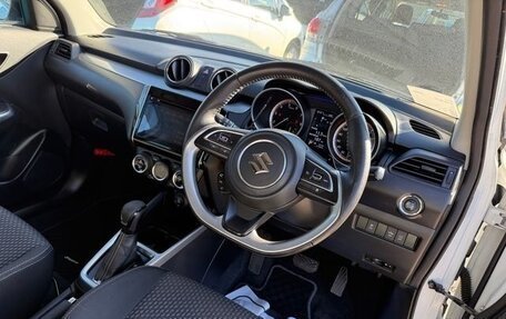 Suzuki Swift V, 2017 год, 800 000 рублей, 7 фотография