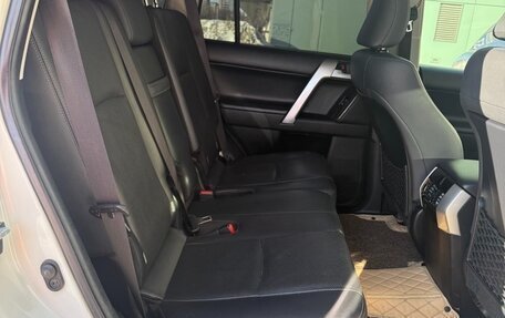 Toyota Land Cruiser Prado 150 рестайлинг 2, 2017 год, 4 550 000 рублей, 14 фотография