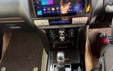 Toyota Land Cruiser Prado 150 рестайлинг 2, 2017 год, 4 550 000 рублей, 7 фотография