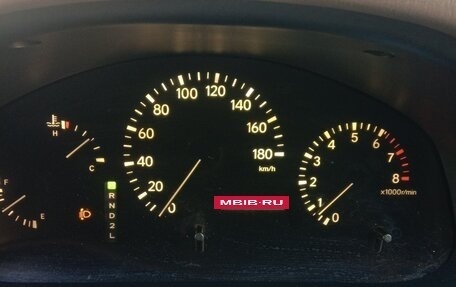 Toyota Harrier, 2001 год, 820 000 рублей, 6 фотография