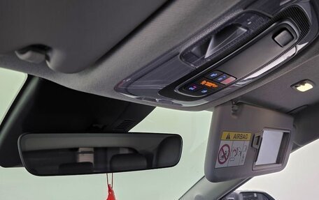 Hyundai Kona, 2023 год, 2 350 000 рублей, 13 фотография