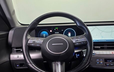 Hyundai Kona, 2023 год, 2 350 000 рублей, 12 фотография