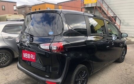 Toyota Sienta II, 2022 год, 1 127 000 рублей, 4 фотография