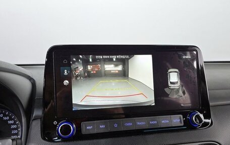 Hyundai Kona I, 2022 год, 1 750 000 рублей, 11 фотография