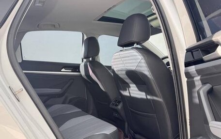 Volkswagen Lavida, 2022 год, 1 600 000 рублей, 8 фотография