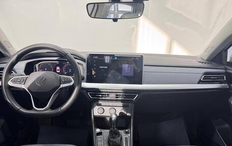 Volkswagen Lavida, 2022 год, 1 600 000 рублей, 9 фотография