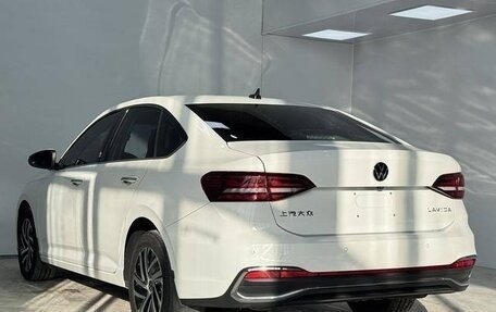 Volkswagen Lavida, 2022 год, 1 600 000 рублей, 4 фотография