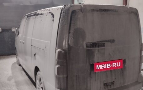 Peugeot Traveller I, 2017 год, 3 300 000 рублей, 3 фотография