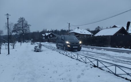 Peugeot Traveller I, 2017 год, 3 300 000 рублей, 7 фотография