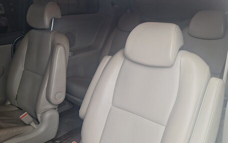 KIA Carnival III, 2017 год, 2 200 000 рублей, 9 фотография