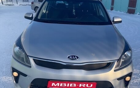 KIA Rio III рестайлинг, 2017 год, 850 000 рублей, 1 фотография