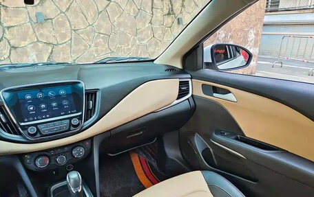 Chevrolet Monza, 2022 год, 1 000 000 рублей, 17 фотография