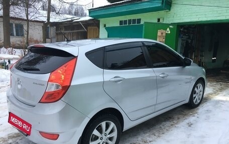 Hyundai Solaris II рестайлинг, 2014 год, 900 000 рублей, 10 фотография