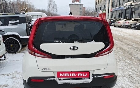 KIA Soul III, 2021 год, 2 260 000 рублей, 3 фотография