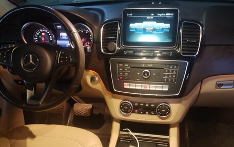 Mercedes-Benz GLE, 2015 год, 3 500 000 рублей, 3 фотография