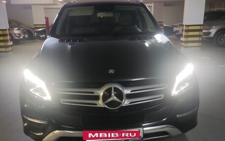 Mercedes-Benz GLE, 2015 год, 3 500 000 рублей, 2 фотография