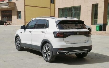 Volkswagen T-Cross I, 2021 год, 1 620 069 рублей, 8 фотография