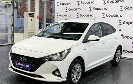 Hyundai Solaris II рестайлинг, 2020 год, 1 680 000 рублей, 2 фотография