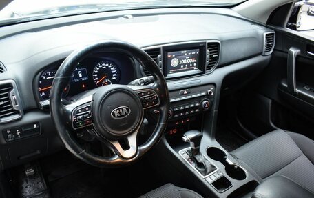 KIA Sportage IV рестайлинг, 2018 год, 2 150 000 рублей, 17 фотография