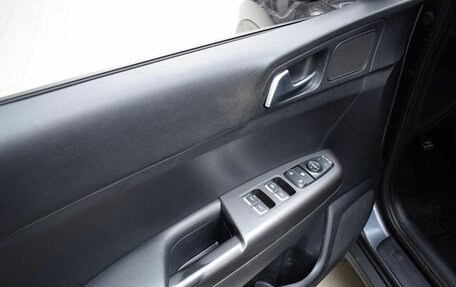 KIA Sportage IV рестайлинг, 2018 год, 2 150 000 рублей, 18 фотография