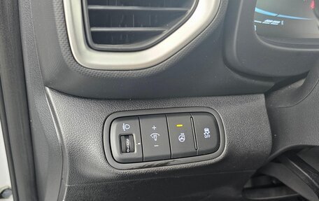 Hyundai Venue I, 2023 год, 1 650 000 рублей, 6 фотография