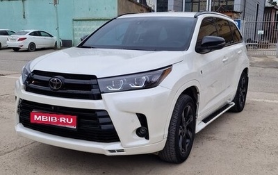 Toyota Highlander III, 2014 год, 3 200 000 рублей, 1 фотография
