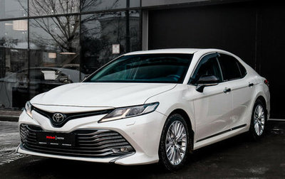 Toyota Camry, 2018 год, 3 020 000 рублей, 1 фотография