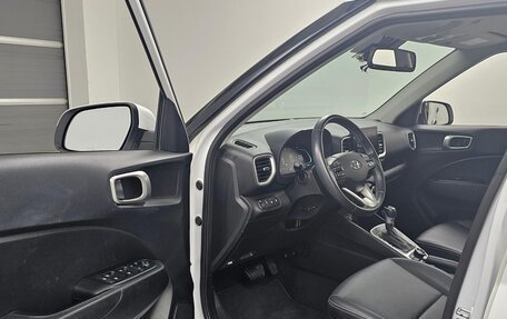 Hyundai Venue I, 2023 год, 1 650 000 рублей, 14 фотография