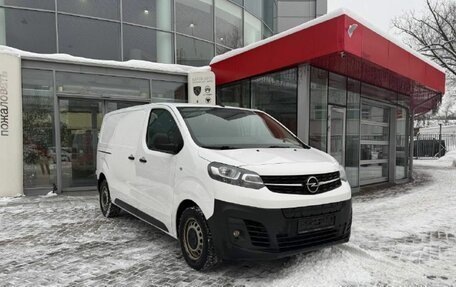 Opel Vivaro, 2022 год, 2 800 000 рублей, 1 фотография