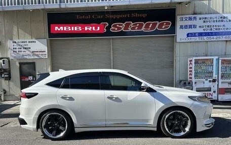 Toyota Harrier, 2019 год, 2 190 000 рублей, 6 фотография